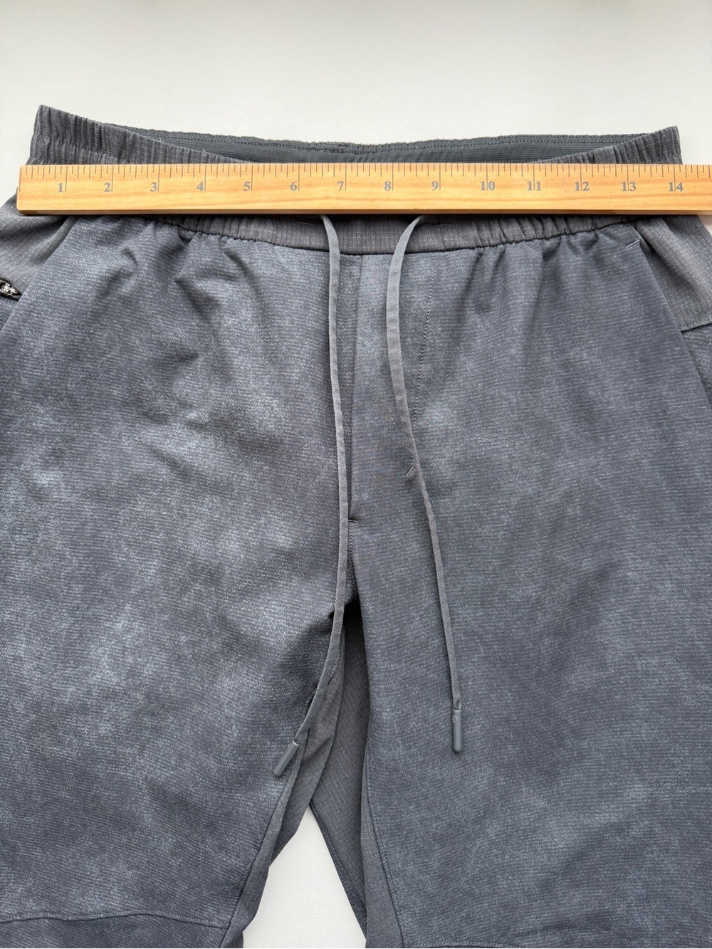 Lululemon License to Train Pant Gravel Dust Asphalt Grey Size M - Picture 5 of 10